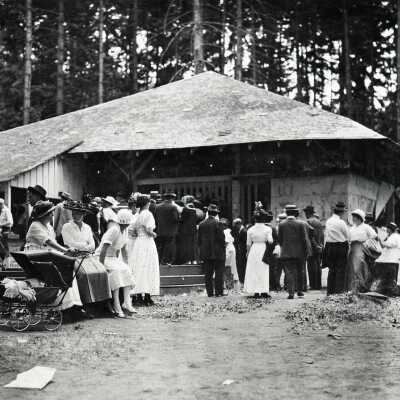 Canemah Park 1915 - Dance Hall