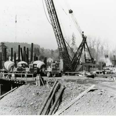 Construction of I205, Abernethy Bridge Pier