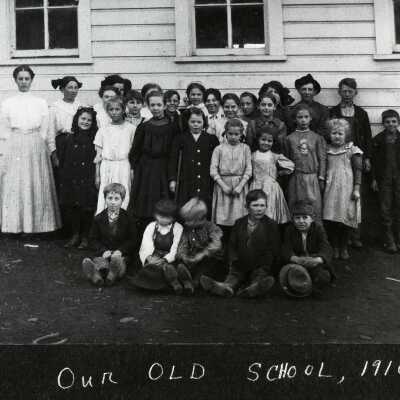 Carver School Students 1910 - Carver, Oregon