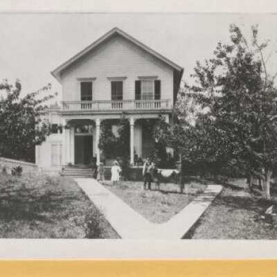 The McCown House at 5th and Jefferson Street - 1898 (Private Residence) - Oregon City, Oregon