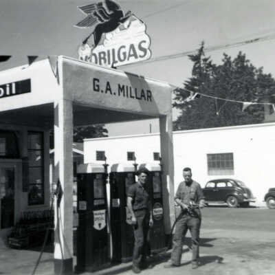G.A. Millar's Mobiloil Gas Station in Oregon City. 1940's: Copyright: None; Origsize: 2" x 3"; Origformat: Print-Photographic