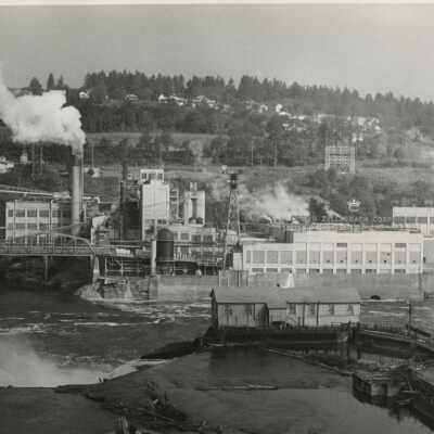 West Linn Oregon - Willamette Falls and Crown Zellerbach Paper Mills - No Date