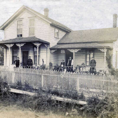 John Schuler House at Willamette Street and Molalla Ave., Oregon City, 1890 - Gone
