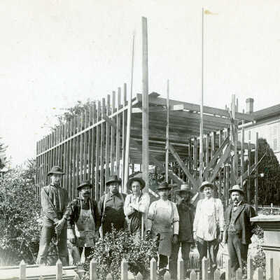 Construction of Building on Main Street, Oregon City, Oregon.
