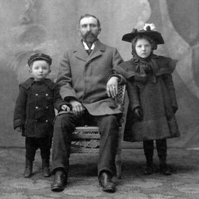 Mervin Bailey with children.: Copyright: None; Origsize: 4" x 6"; Origformat: Print-Photographic