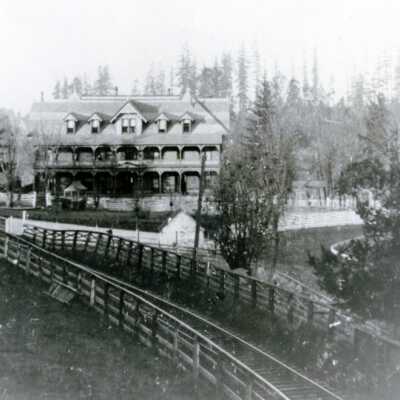 Riverside Hotel (Old White House) 1885: Copyright: None; Origsize: 8" x 10"; Origformat: Print-Photographic