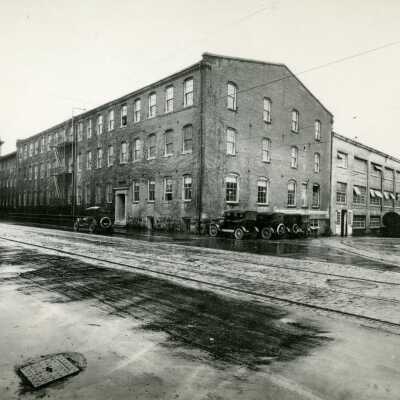 Oregon City Woolen Mill.