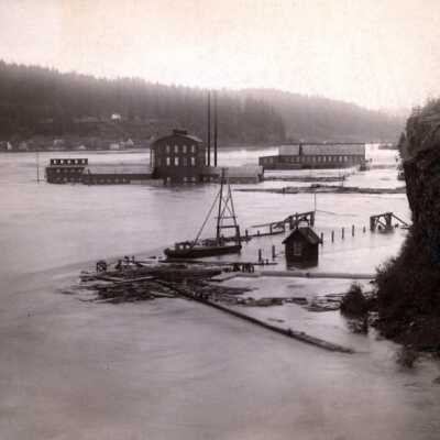 1890 Flood - Willamette River at Oregon City