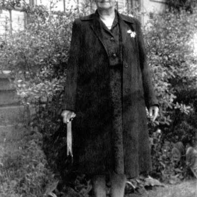 Thora B. Gardiner.: Copyright: None; Origsize: 3" x  5"; Origformat: Print-Photographic