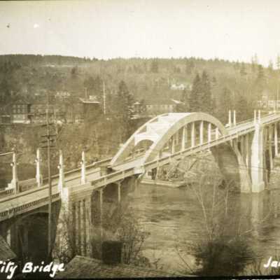 Oregon City Arch Bridge over Willamette River - 30 January 1923
