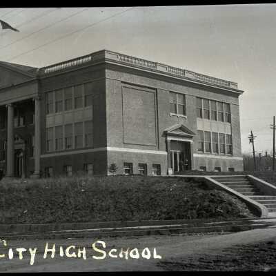 Oregon City High School 1918 - 11th and John Q Adams Street - Oregon City