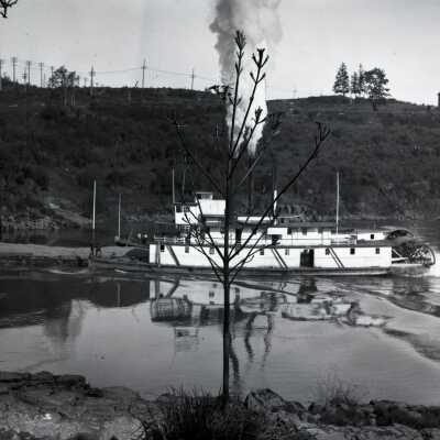 Steamboat #2, on Willamette River
