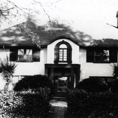 Victor Johnson House, Milwaukie, 1914.: Copyright: None; Origsize: 4"x6"; Origformat: Print-Photographic