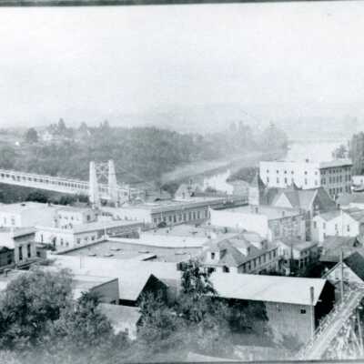 Oregon City 1913 - From Bluff Looking North.