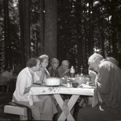 Historical Society Picnic (#5) with Sandy Pioneer Association.