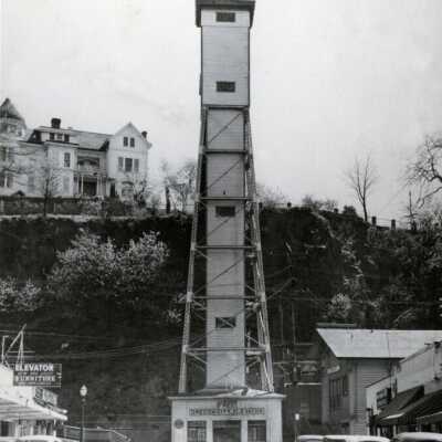 Oregon City Elevator: Copyright: Clackamas County Historical Society; Origsize: 8x10; Origformat: Print-Photographic