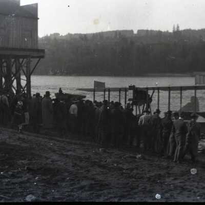Hydroplane Visit to Oregon City.