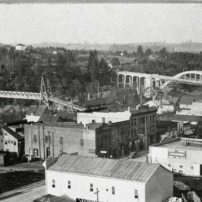 Oregon City 1922 - Arch Bridge and Temporary Bridge 1922 Oregon City