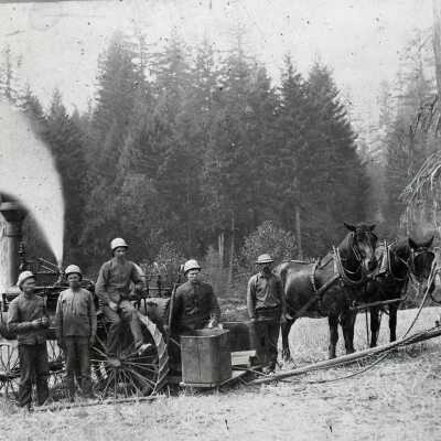 Burt McArthur's Thrashing Crew and Equipment 1891