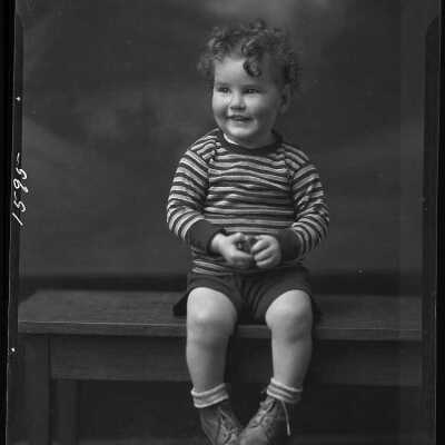 Photograph of a child for C. Grasier - April 1930 - Negative