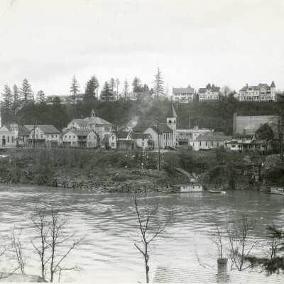 Water Street from 8th to 10th Street in Oregon City.