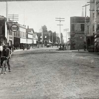 Oregon City 1896 - 5th and Main Street Looking NE