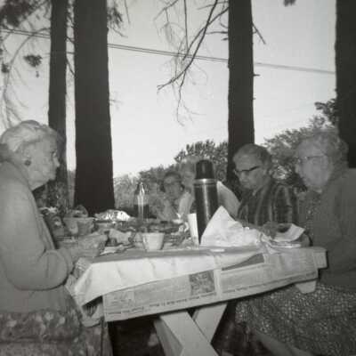 Historical Society Picnic (#4) with Sandy Pioneer Association.