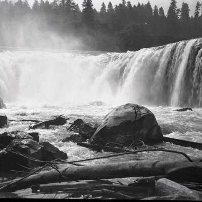 Willamette Falls Close Up