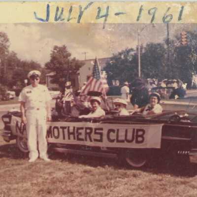 Navy Mothers Club