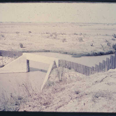 Weir flooding