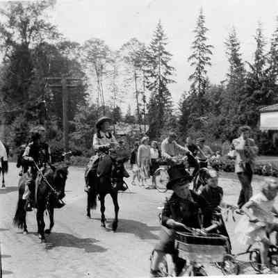 2857 - Children in parade 1, 1951-52.tif