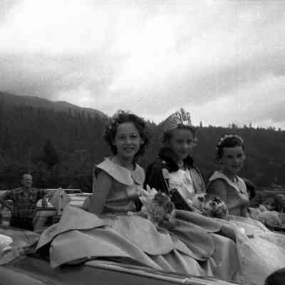 4955 - May Day 1957 AP_BW_037_01.jpg