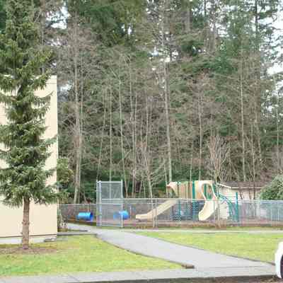 3918 - Mt Seymour United playground DSC03344.JPG