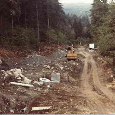 4753 - Carving up Badger Lane, May 1983.tif