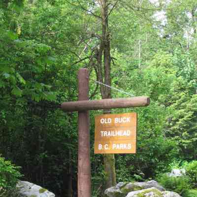 4411 - Old Buck Trail sign 66.tif