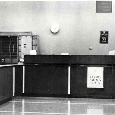 3951 - Royal Bank Dollarton interior #11410, Nov 1962.tif