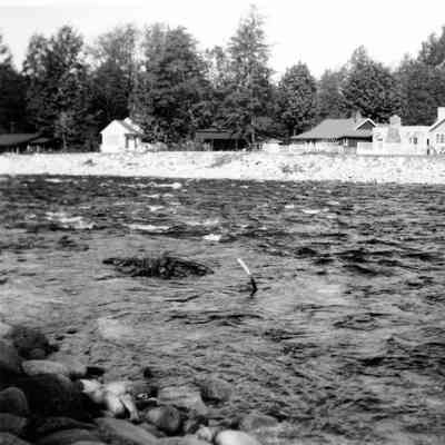 Homes along Seymour River - 3, 1958