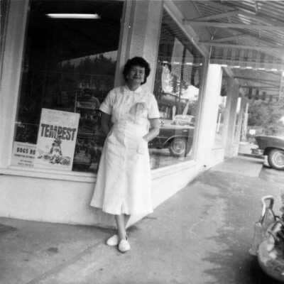 Alma Lima at Hwy Market next to gas station Mt Seymour & DC Rd, May 1960