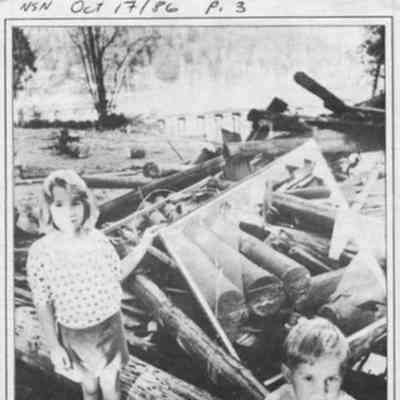 3954 - David and Samantha Short, Motel demolished 1986-10-17 descreened.tif