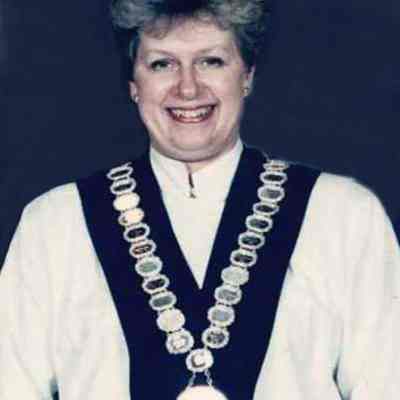 4459 - Mayor Marilyn Baker CDNV_DISTRICT_HALL-#989456-v1-DNV_Council_1987.jpg