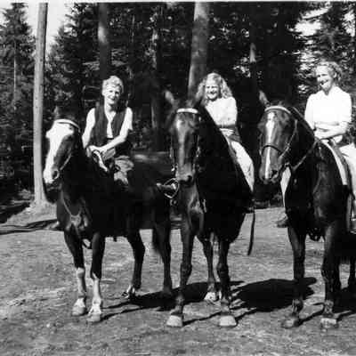 4857 - Three on horses 1946.tif