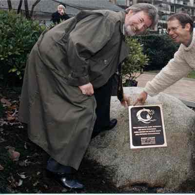 4199 - Millennium plaque- Damian Inwood & Tom Boogers 1.tif