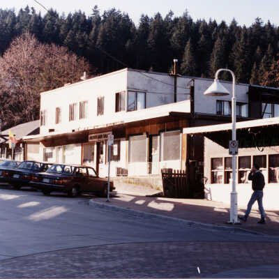 Nutshell & bldgs - March 1990