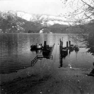 3699 - Deep Cove, snow, 1947-52.tif