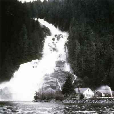 3777 - Granite Falls with dance hall.tif