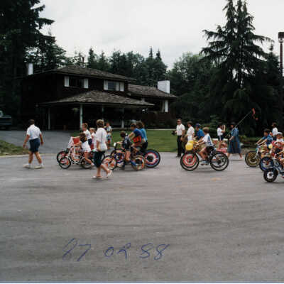 Parade, bikes 1987-88 3