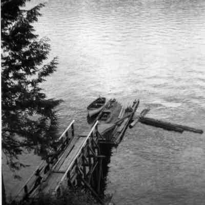 4834 - Deep Cove wharf rowboat- 1946.tif