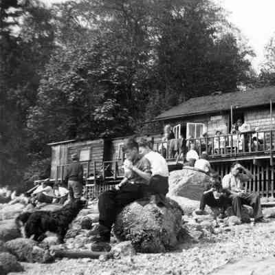 3713 - Party on the beach, house, 1947-52.tif