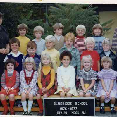 4892 - Blueridge School class Div 19 1976-77 KDGN AM.tif