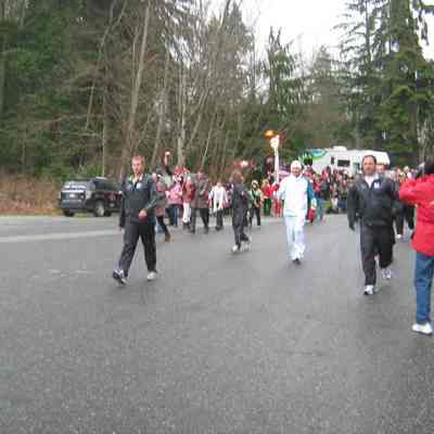 4165 - Olympic Torch TKirk IMG_1792.jpg
